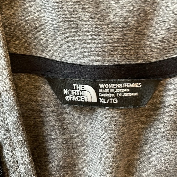 North Face women’s hoodie - Picture 3 of 3